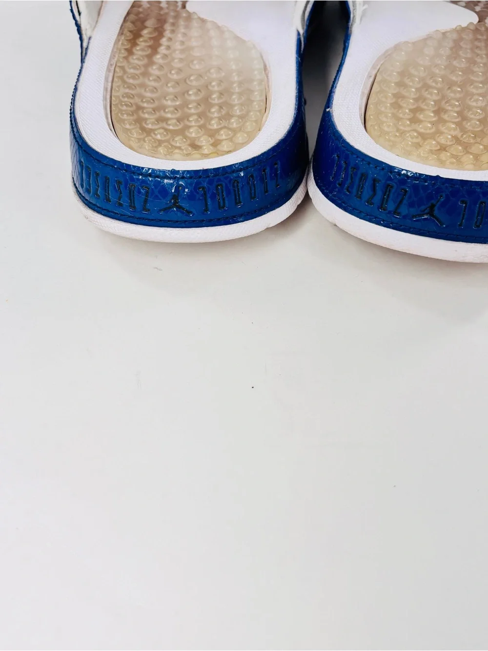 Nike Hydro flip flop slides men’s 11